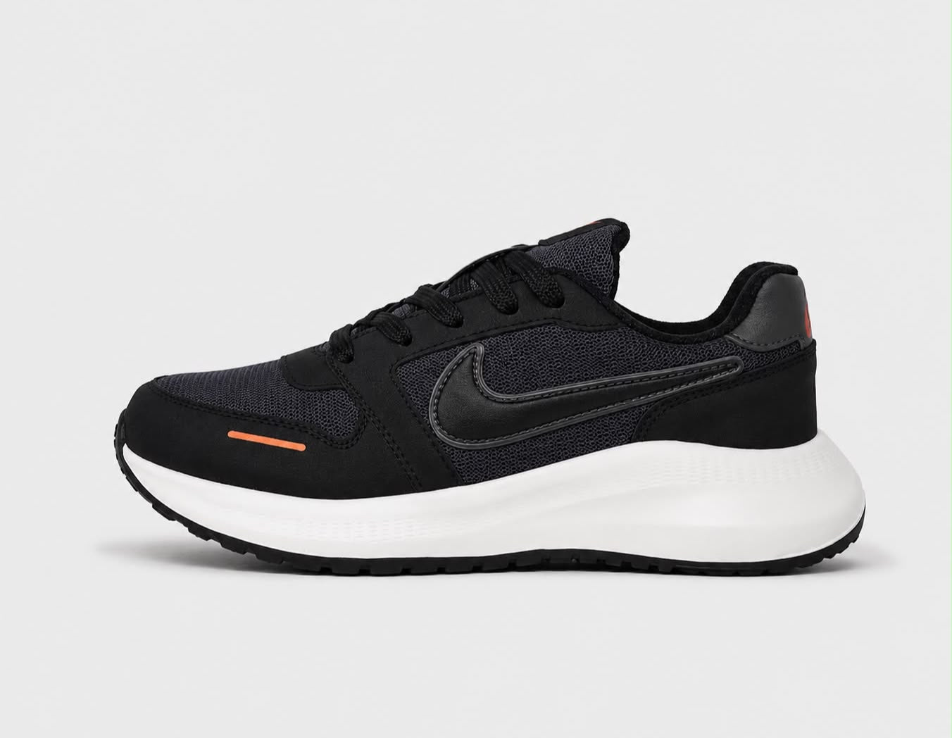 NIKE AXION 2.0